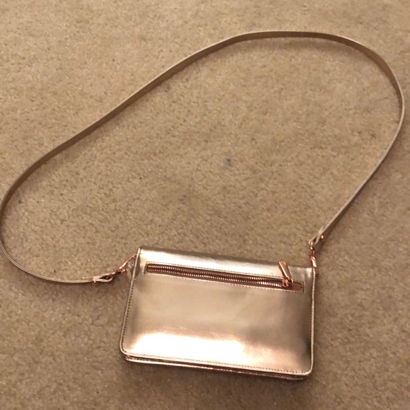 Purse - Picture 3 of 4